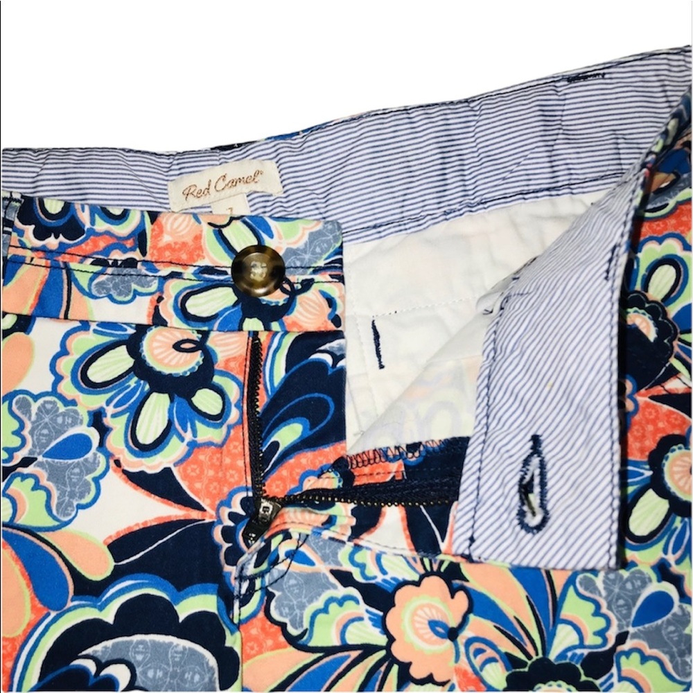 Red Camel Shorts - Picture 3 of 7